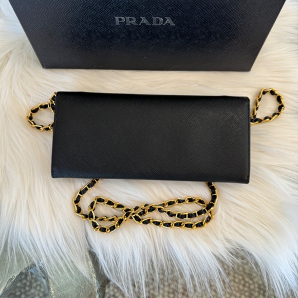 Black & Gold Prada Saffiano Leather Wallet On Chain - Never Used - Picture 8 of 11